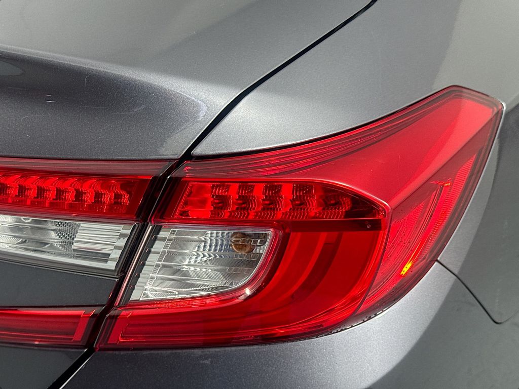 Used Car 2018 Honda Accord  Ex-l For Sale Under $15,000 In Austin, Texas