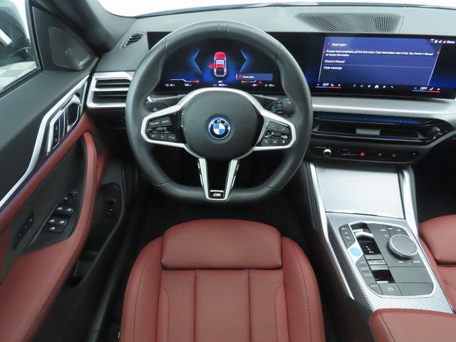 Thumbnail: 2025 BMW i4 - 10