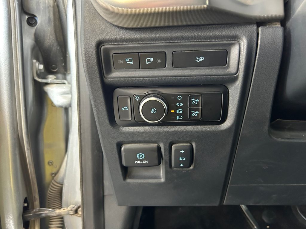 Used Car 2024 Ford F-150  Lariat For Sale Under $50,000 In Floresville, Texas