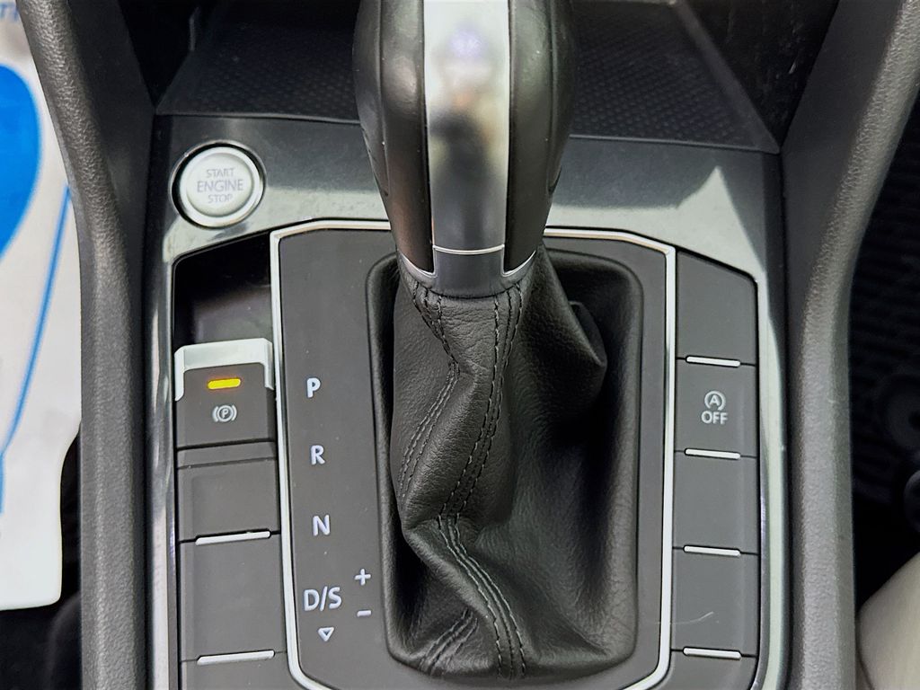 Used Car 2018 Volkswagen Tiguan  2.0t Se For Sale Under $12,000 In Austin, Texas