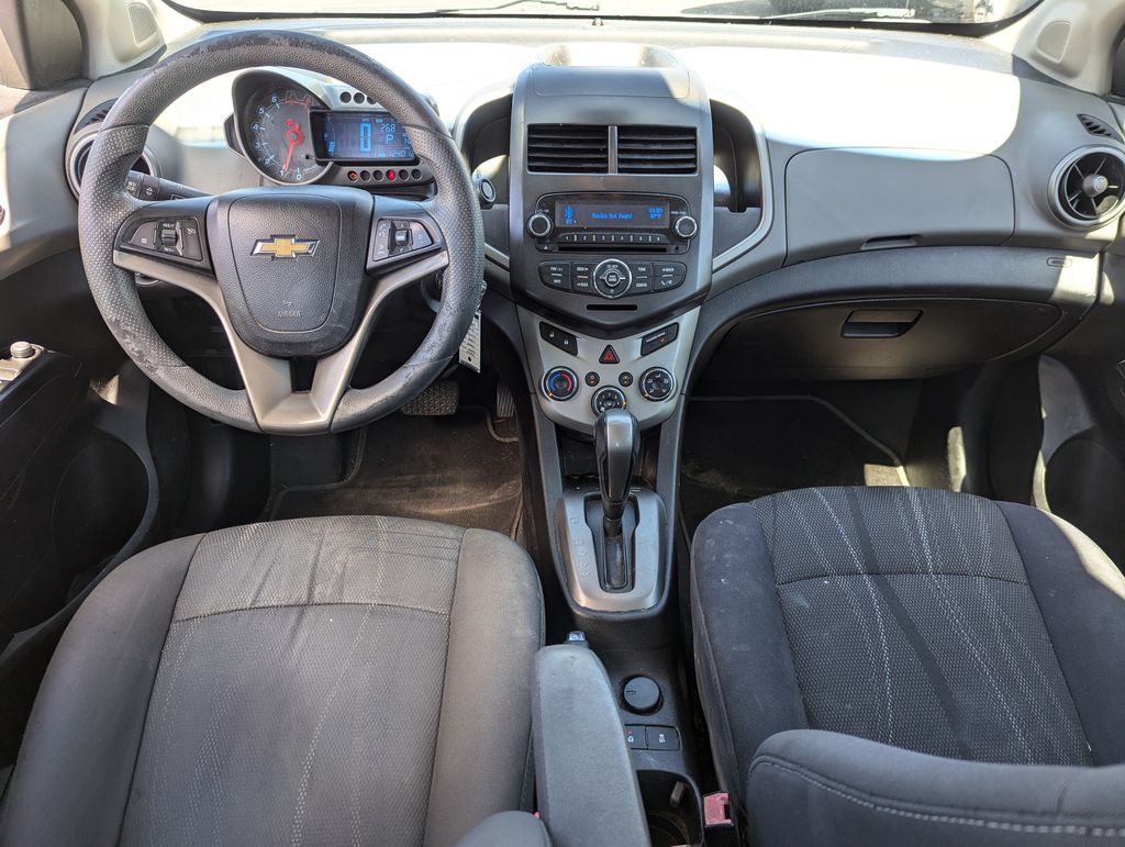 2013 Chevrolet Sonic LT 27