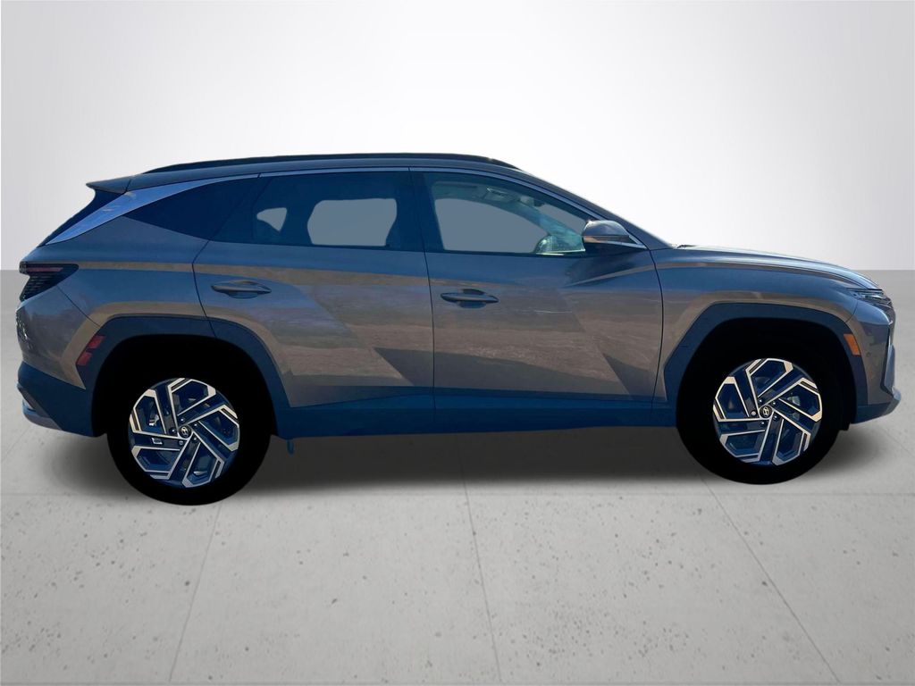 2025 Hyundai Tucson Hybrid Limited