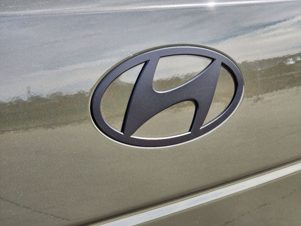 2025 Hyundai Santa Fe Calligraphy 8