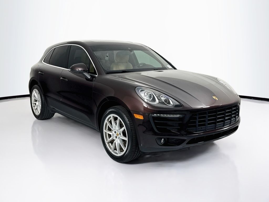 Thumbnail: 2018 Porsche Macan - 3