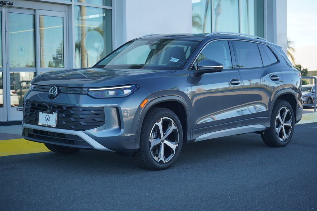 Thumbnail: 2025 Volkswagen Tiguan - 1