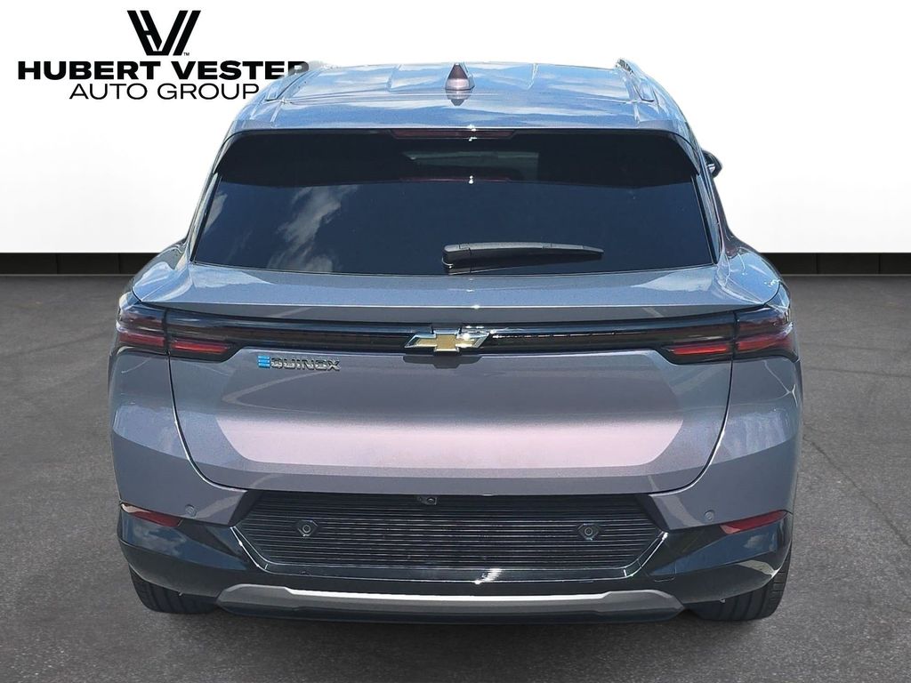 Used 2025 Chevrolet Equinox EV SUV