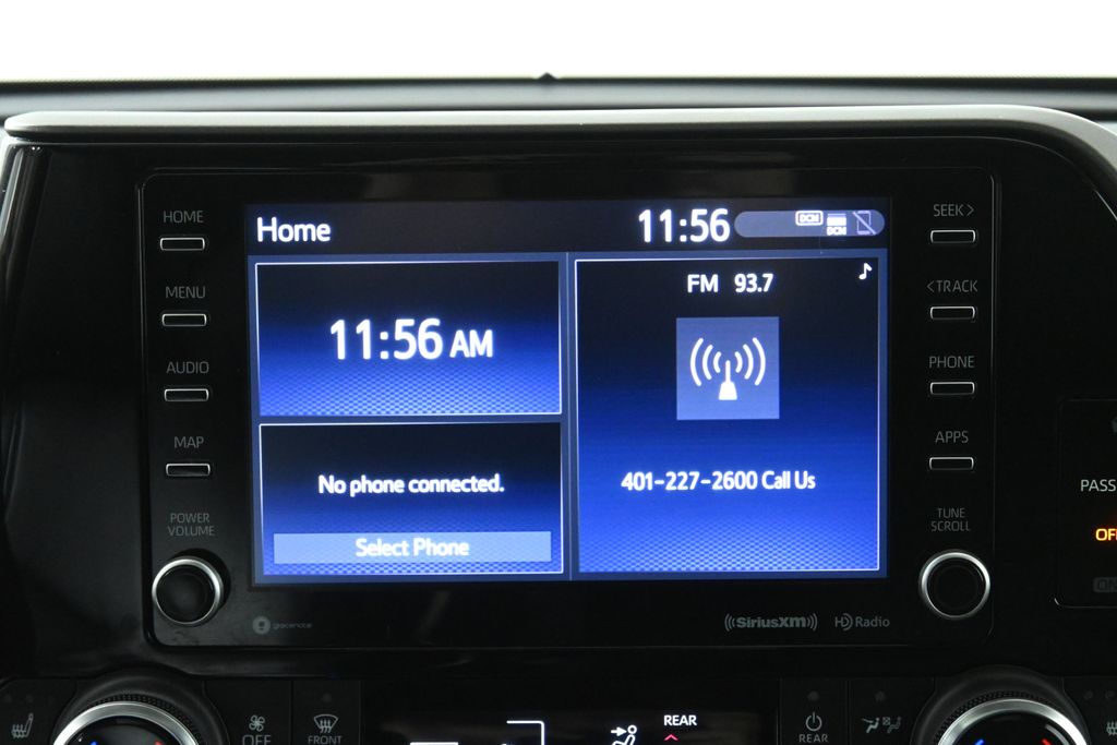 Thumbnail: 2022 Toyota Highlander - 21