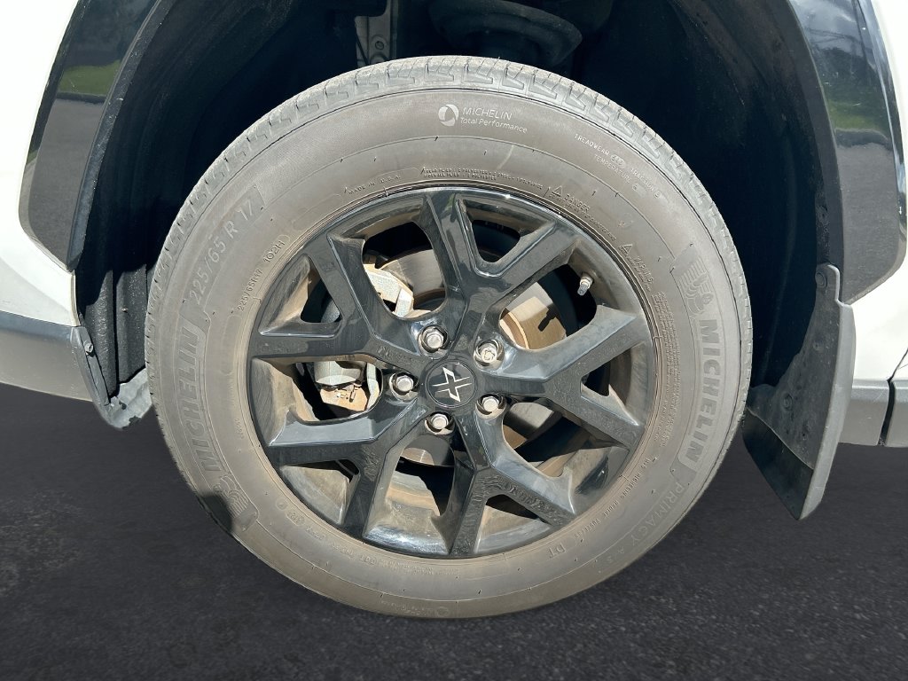 Thumbnail: 2025 Toyota RAV4 - 10