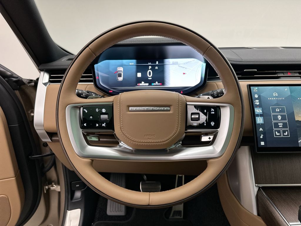 Thumbnail: 2026 Land Rover Range Rover - 14