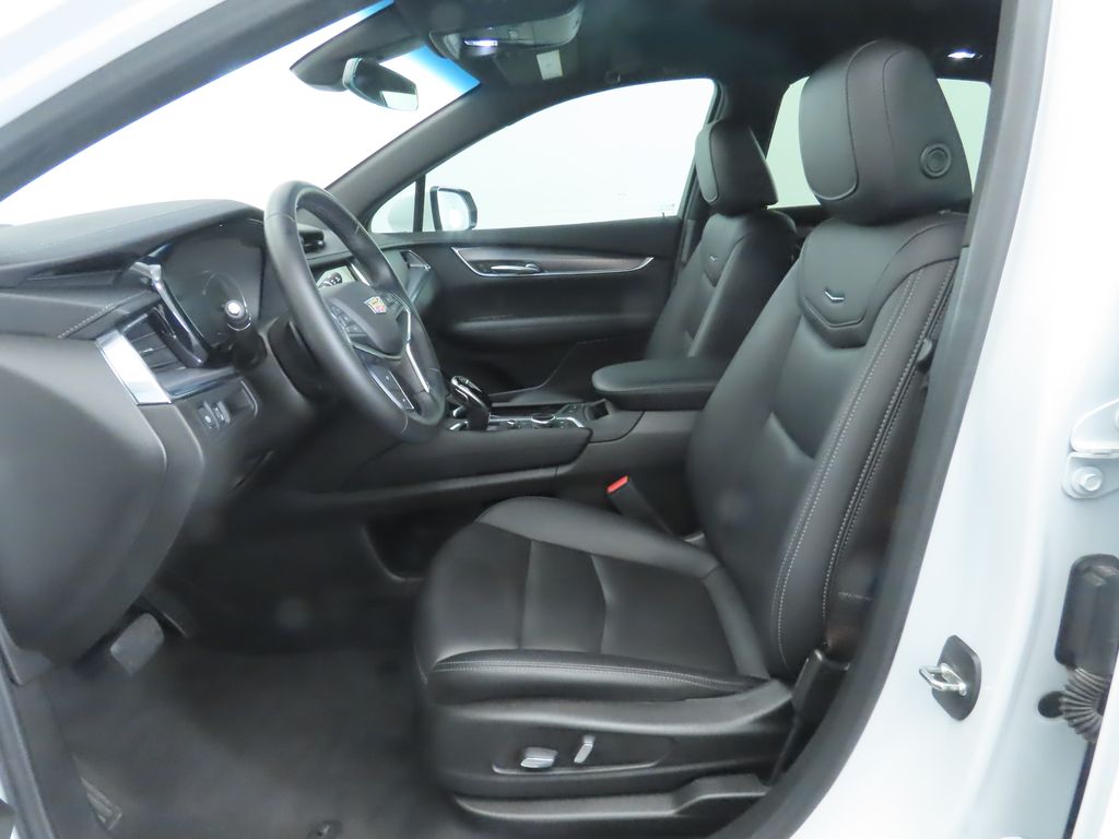 Thumbnail: 2021 Cadillac XT5 - 19