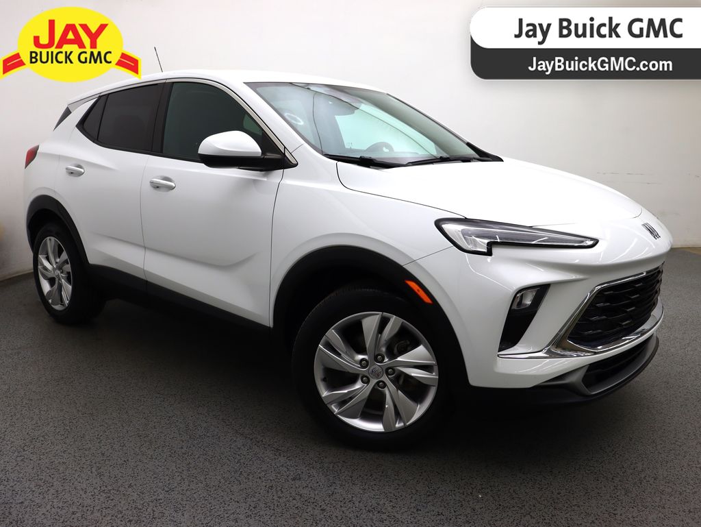 Summit White 2024 Buick Encore GX SUV / Crossover Front-Wheel Drive Continuously Variable Transmission