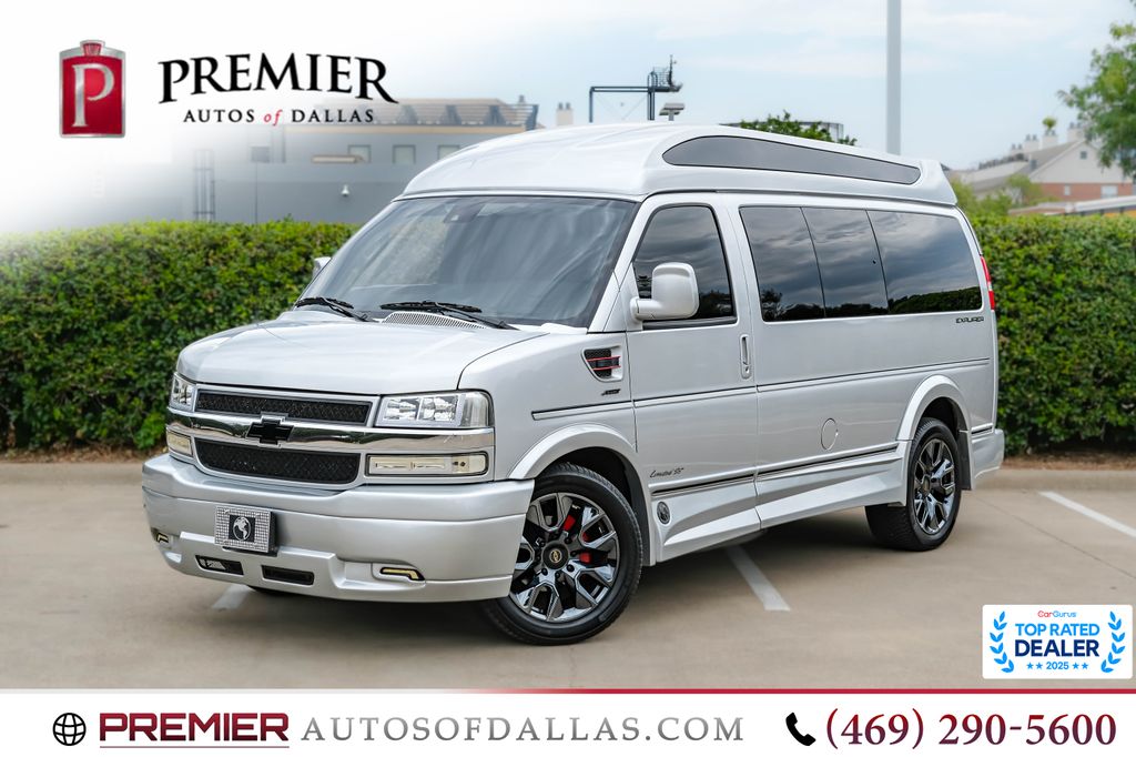 Silver Ice Metallic 2024 Chevrolet Express Cargo Van Rear-Wheel Drive