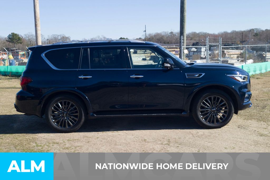 Used 2022 Blue INFINITI Premium Select image 4