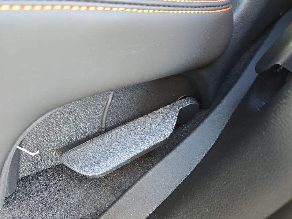 2026 Genesis GV70 Sport Prestige 32