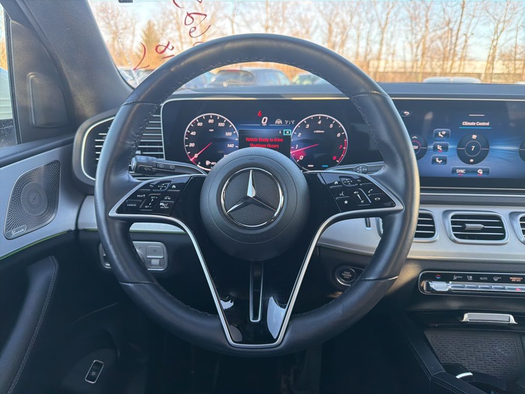 Thumbnail: 2025 Mercedes-Benz GLE - 13