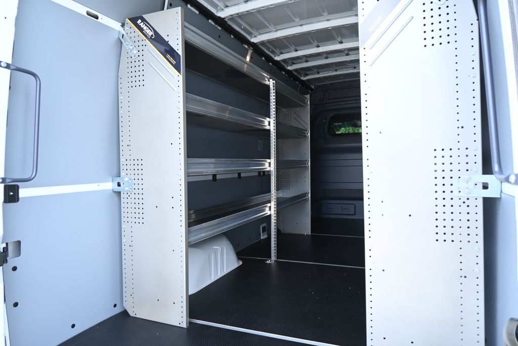 Thumbnail: 2025 Mercedes-Benz Sprinter - 28