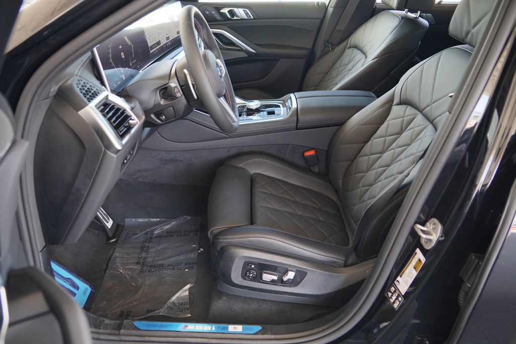 Thumbnail: 2027 BMW X6 - 10