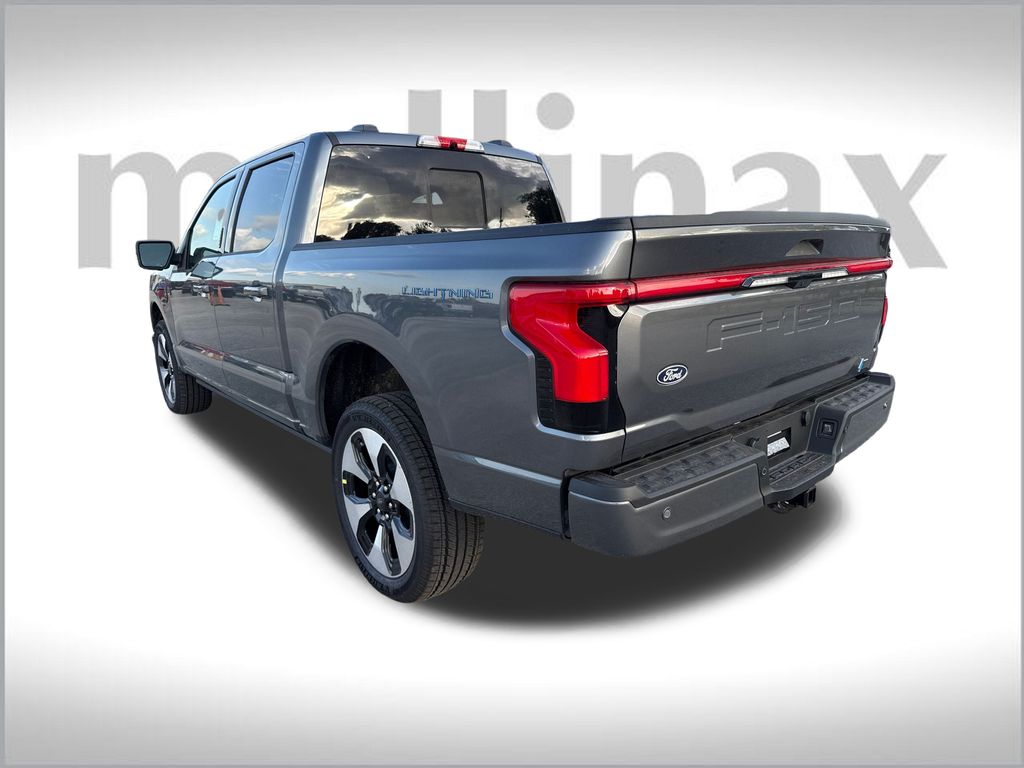 2025 Ford F-150 Lightning Platinum photo 3