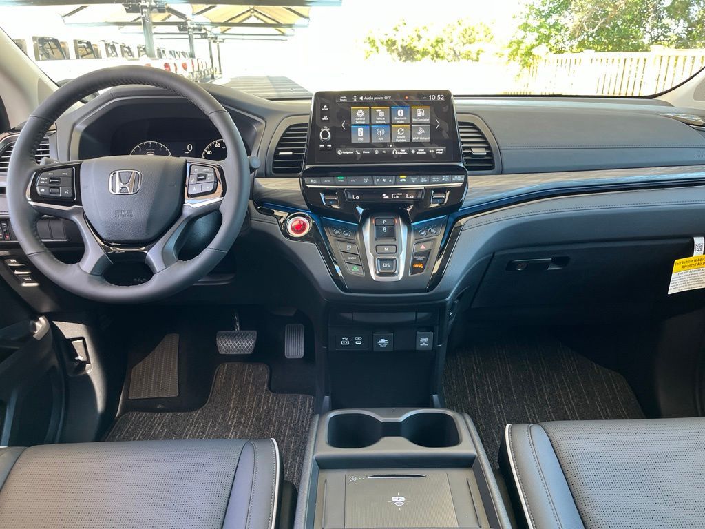 Thumbnail: 2026 Honda Odyssey - 9