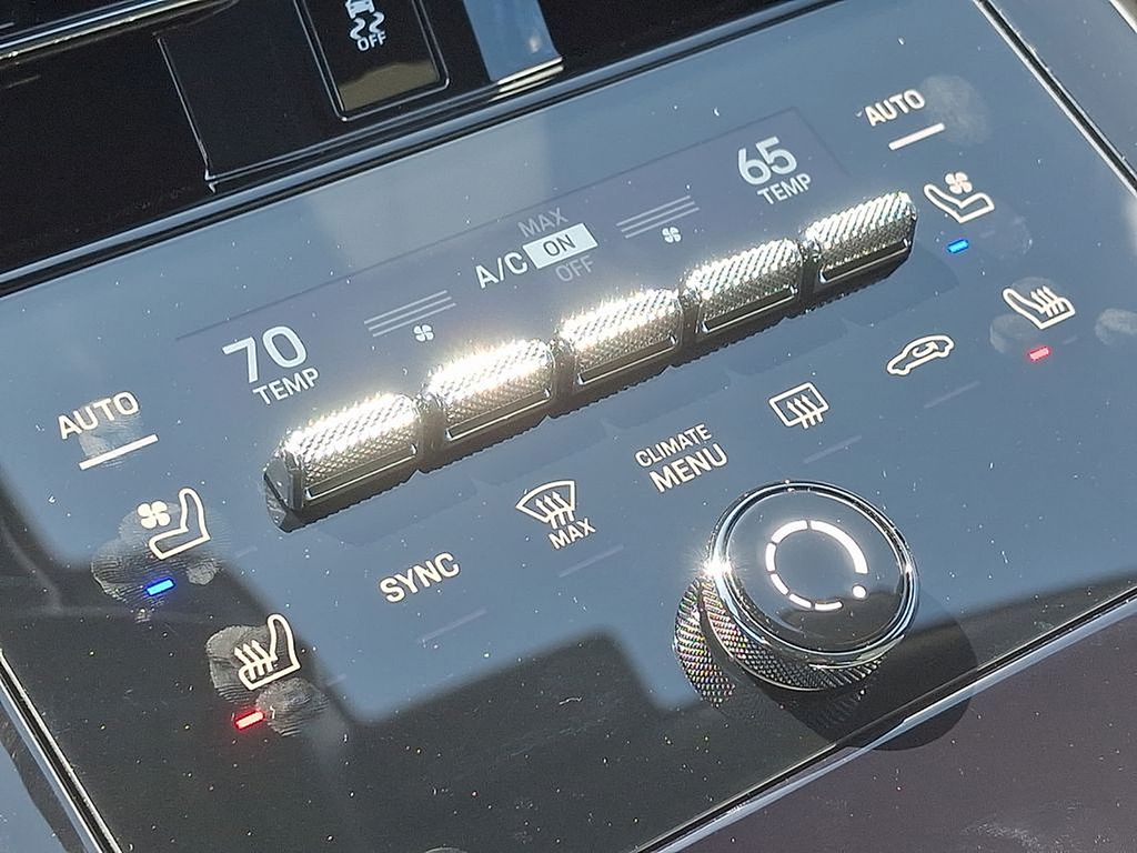 Thumbnail: 2025 Porsche Panamera - 18