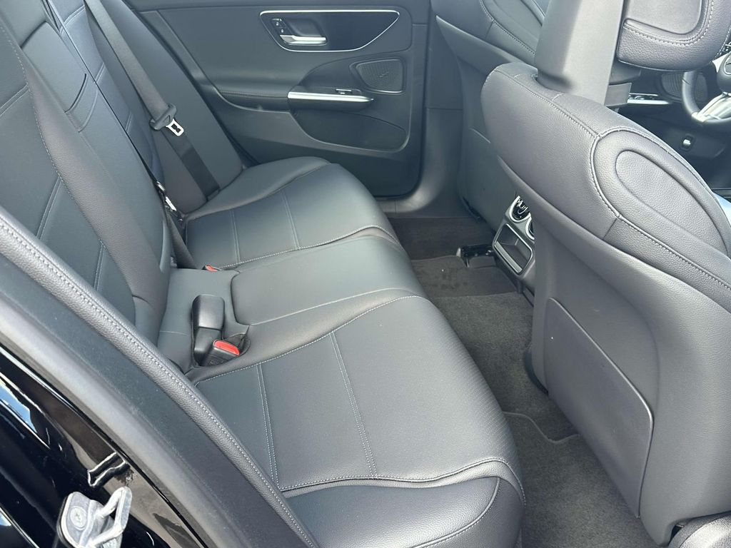 2025 Mercedes-Benz C-Class C 300 15