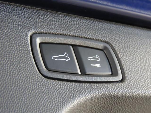 Thumbnail: 2025 Porsche Macan - 7