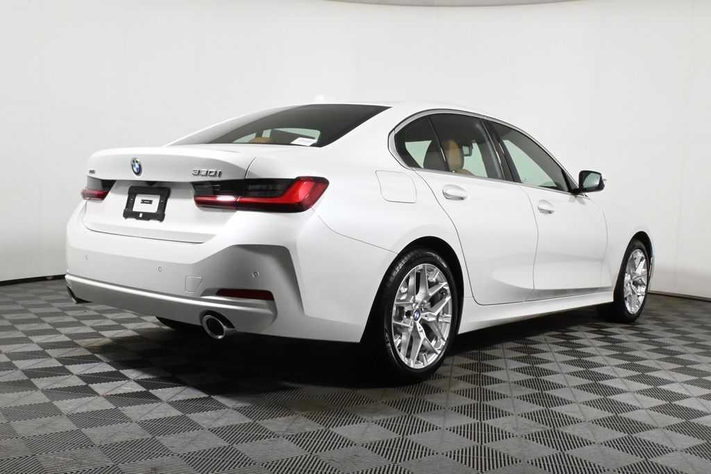 Thumbnail: 2025 BMW 3 Series - 7