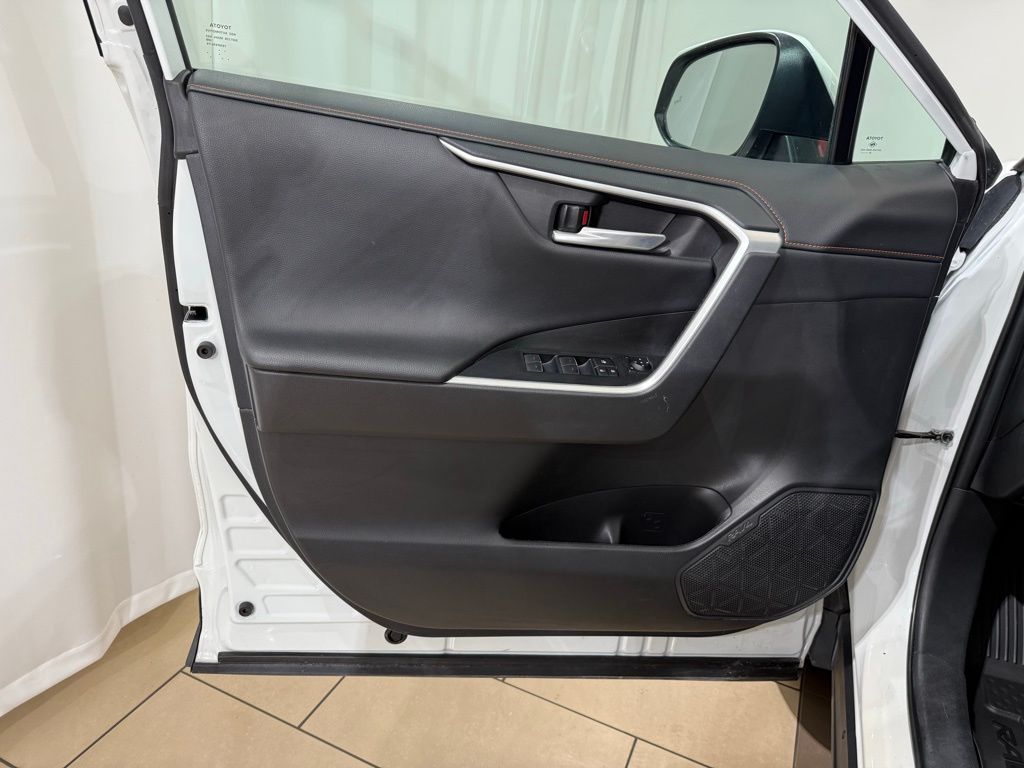 Thumbnail: 2024 Toyota RAV4 - 15