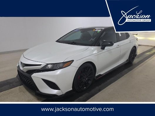 Midnight Black Metallic 2022 Toyota Camry Sedan Front-Wheel Drive 8-Speed Automatic