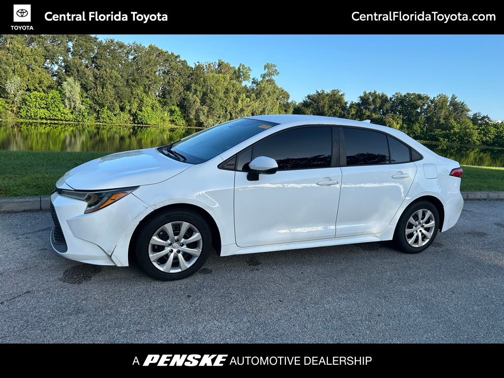 Thumbnail: 2022 Toyota Corolla - 1