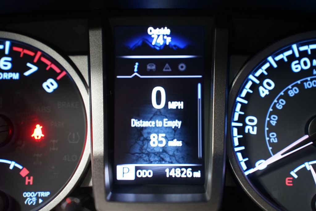 2021 Toyota Tacoma SR5 17