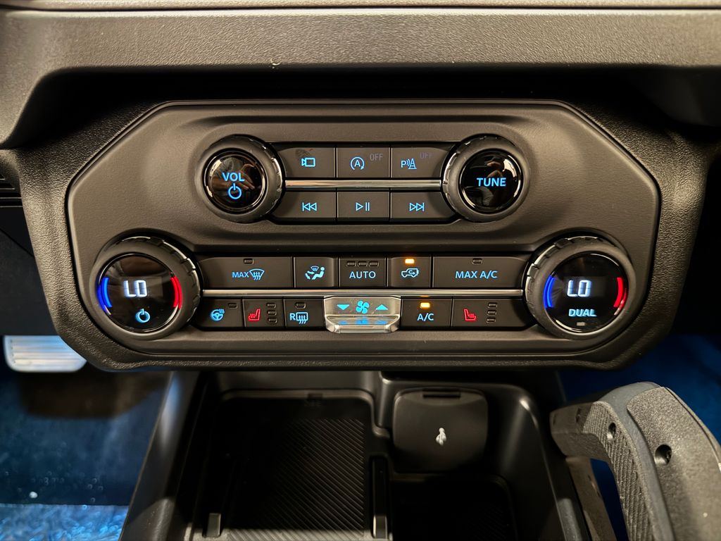 New 2026 White Ford Raptor image 38