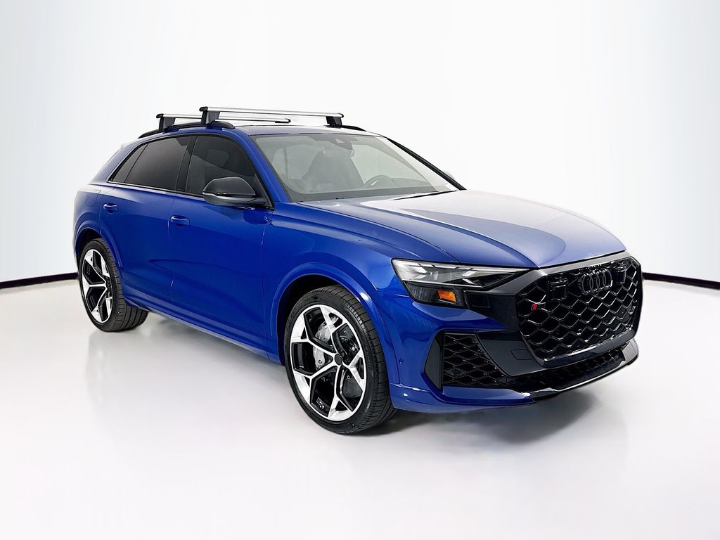 Thumbnail: 2026 Audi RS Q8 - 3