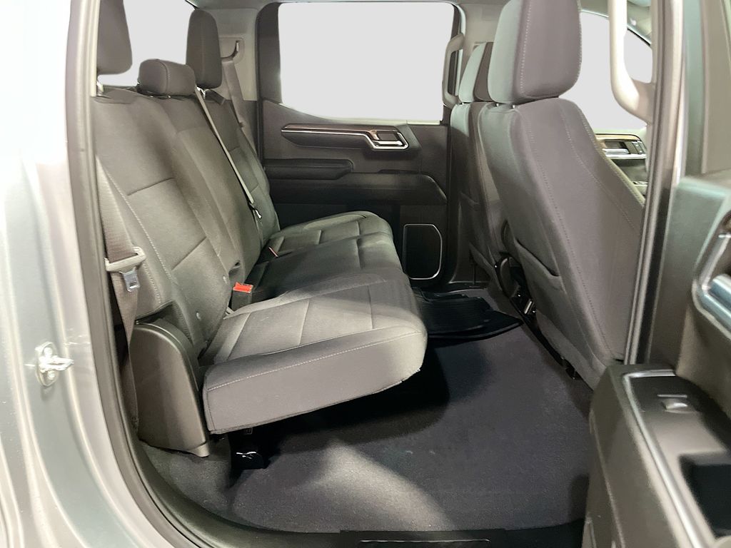 Used 2024 Sterling Gray Metallic Chevrolet LT image 26