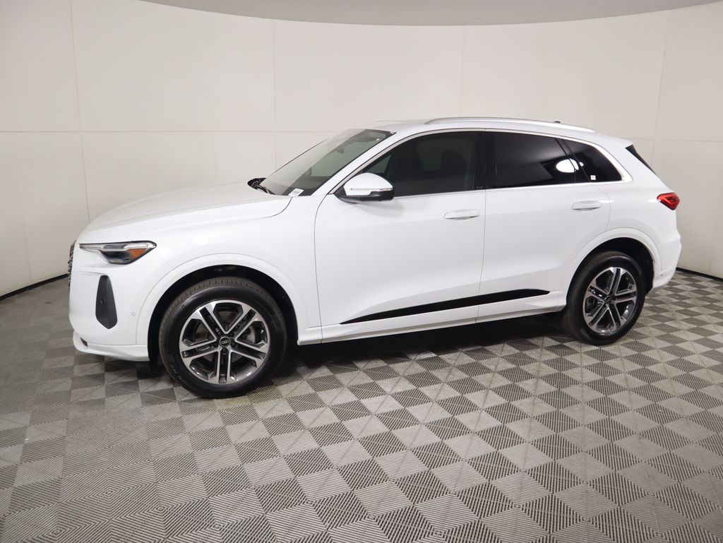 Thumbnail: 2025 Audi Q5 - 8