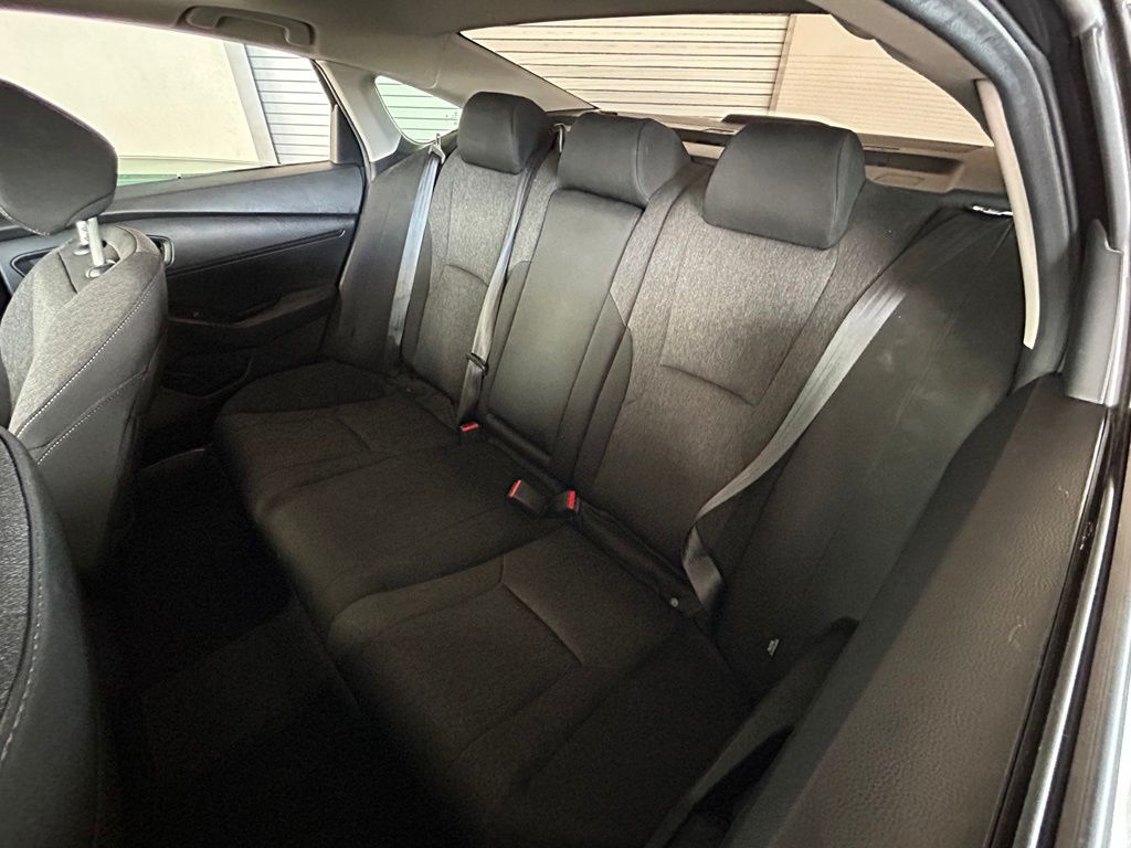Used 2024 Canyon River Blue Metallic Honda EX image 19