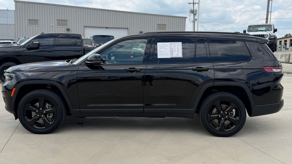 Used 2023 Jeep Grand Cherokee L Altitude with VIN 1C4RJKAG0P8848239 for sale in Kansas City