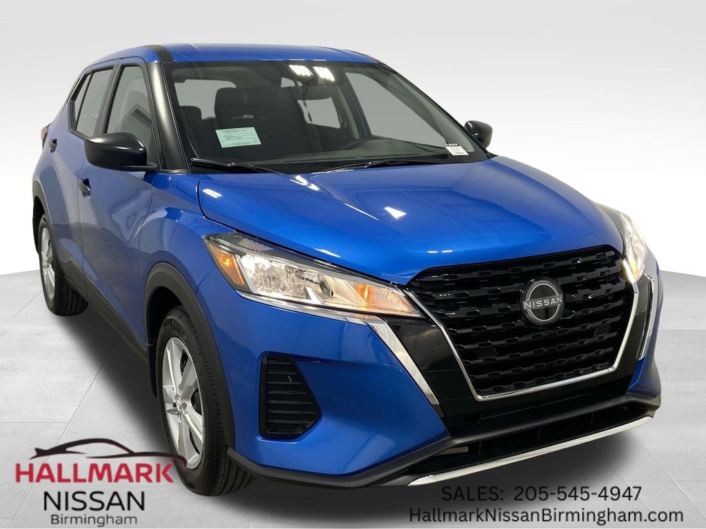 2025 Nissan Kicks Play S