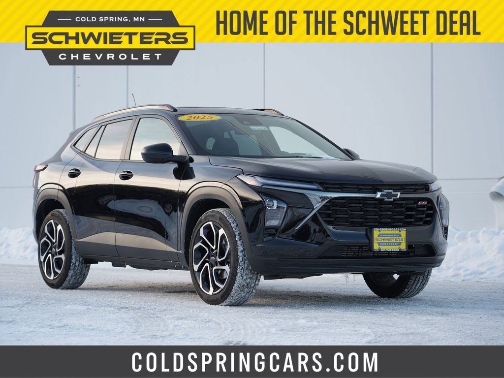 2025 Chevrolet Trax RS with 2RS FWD