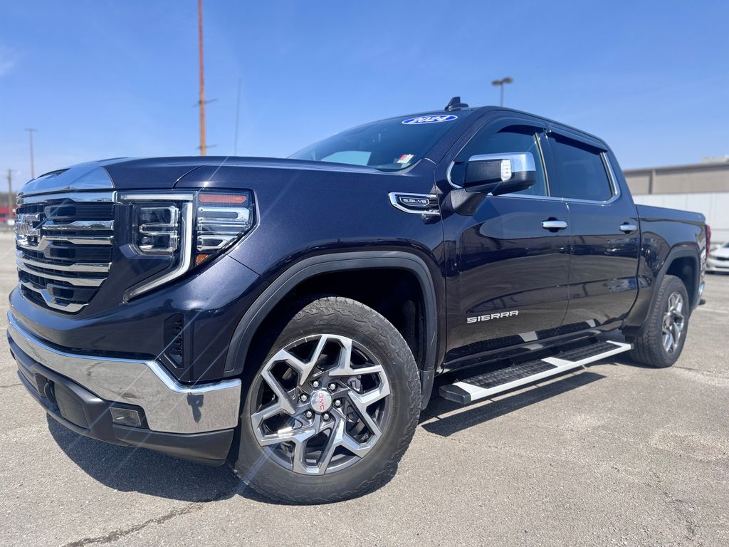 2024 GMC Sierra 1500 SLT Crew Cab 4WD
