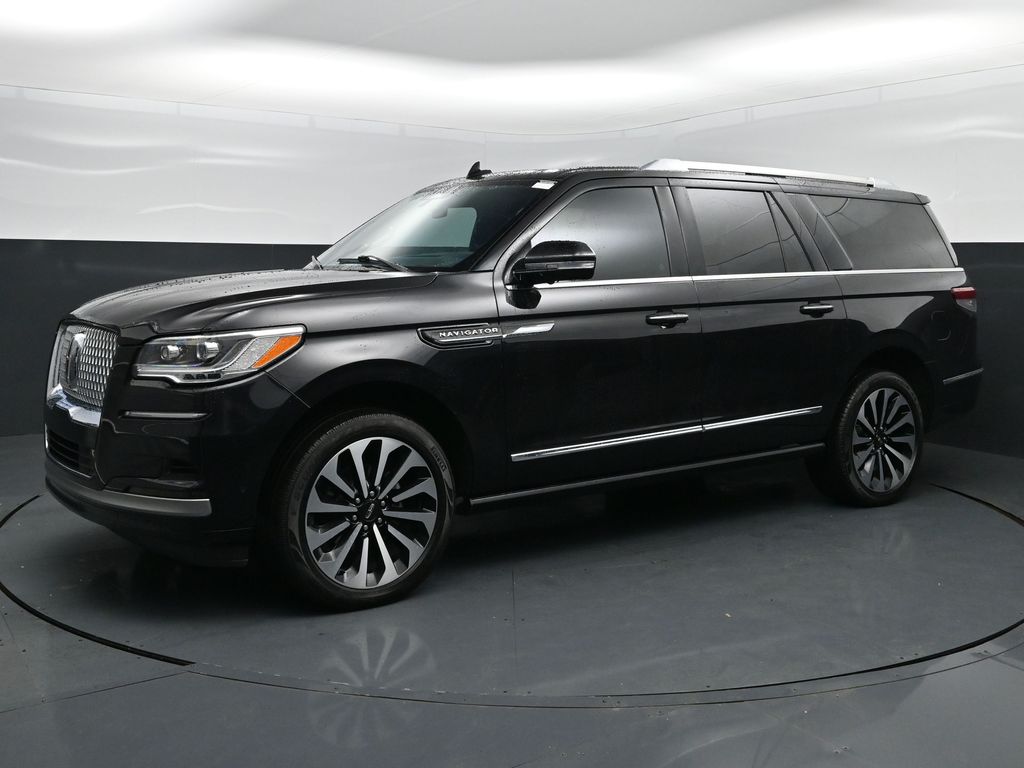 Black Metallic 2024 Lincoln Navigator SUV / Crossover Four-Wheel Drive Automatic