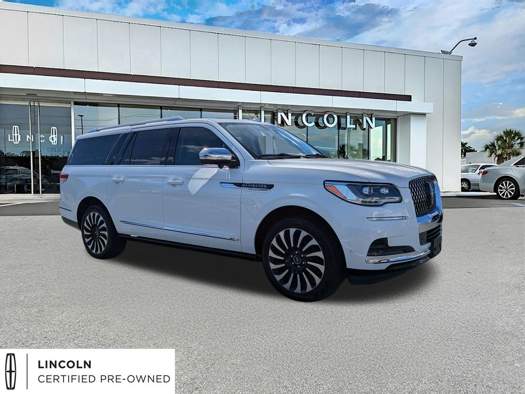  2022 Lincoln Navigator L Black Label 4WD   