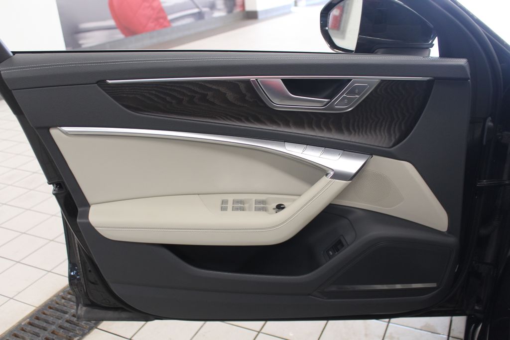 Thumbnail: 2019 Audi A6 - 13