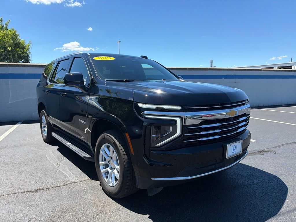 Thumbnail: 2025 Chevrolet Tahoe - 7
