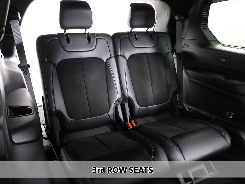 Used 2023 Gray Jeep Altitude image 8
