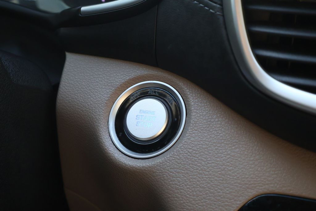 Thumbnail: 2021 Hyundai Tucson - 31