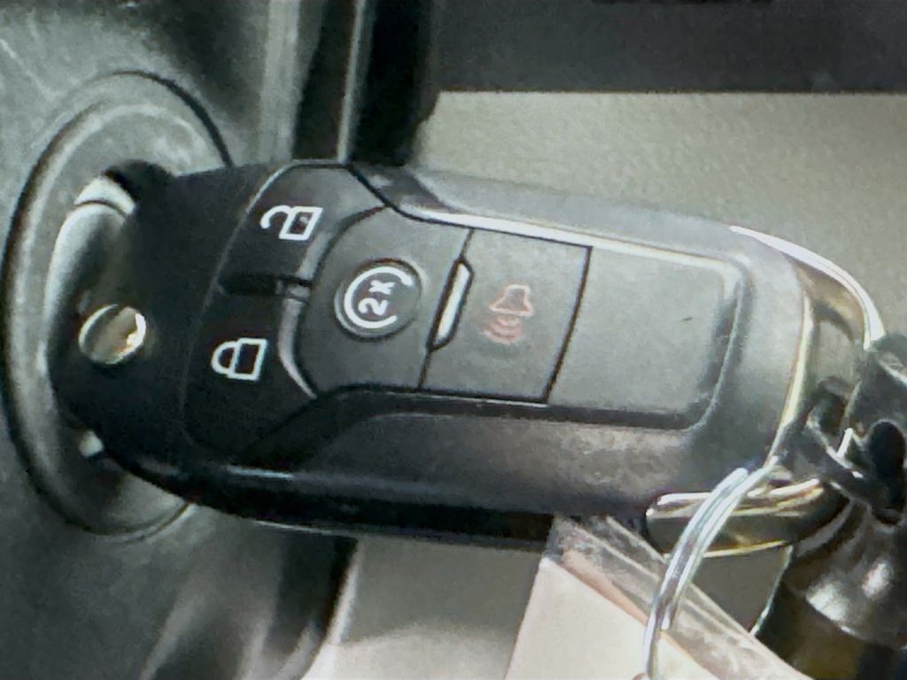 Used Car 2015 Ford F-150  Xlt For Sale Under $20,000 In Austin, Texas