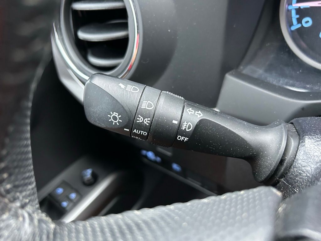 Thumbnail: 2023 Toyota Tacoma - 22