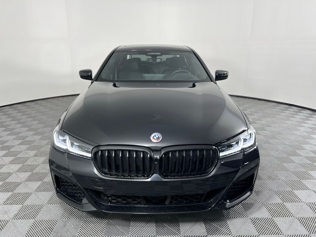 Thumbnail: 2023 BMW 5 Series - 2
