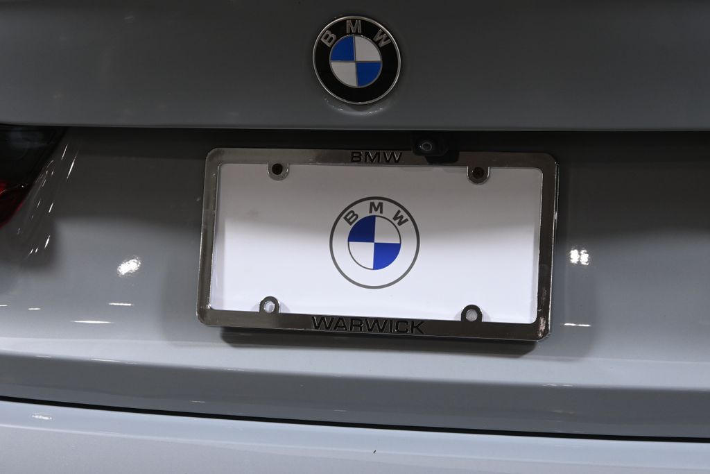 Thumbnail: 2024 BMW 3 Series - 14